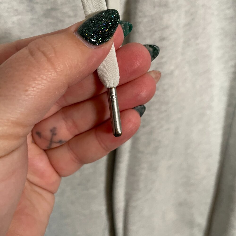 Lululemon Women 2 Ultra Light Gray Scuba High Rise Jogger Sweatpants Fleece - Picture 4 of 9